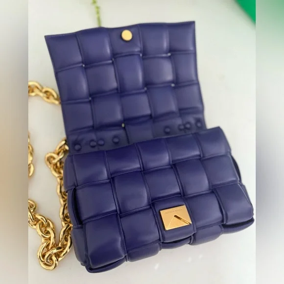 Bottega Veneta Lambskin Maxi Intrecciato Padded Chain Cassette Crossbody ~ NWOT - Picture 5 of 12